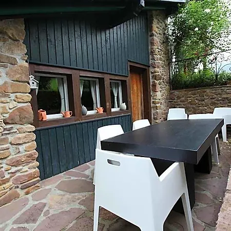 Maison Aretxola לינה וארוחת בוקר 3*