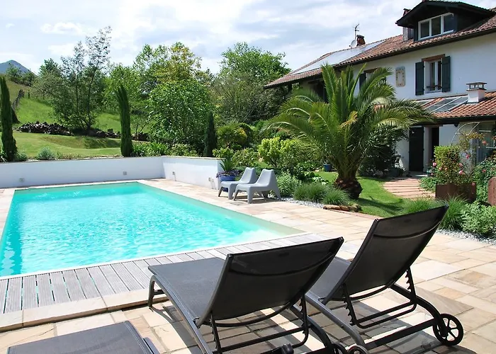 فندق مبيت وإفطار Maison Aretxola ساري